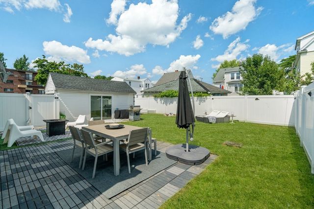 60 French St, Quincy, MA 02171