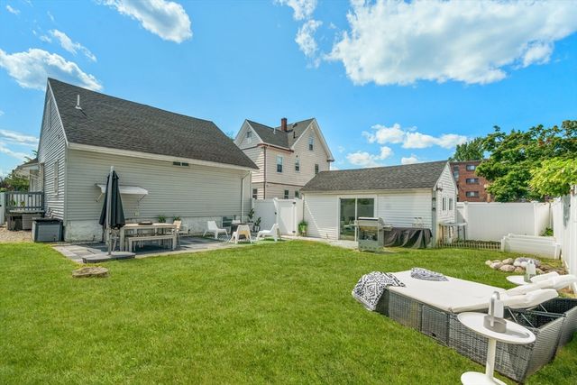 60 French St, Quincy, MA 02171
