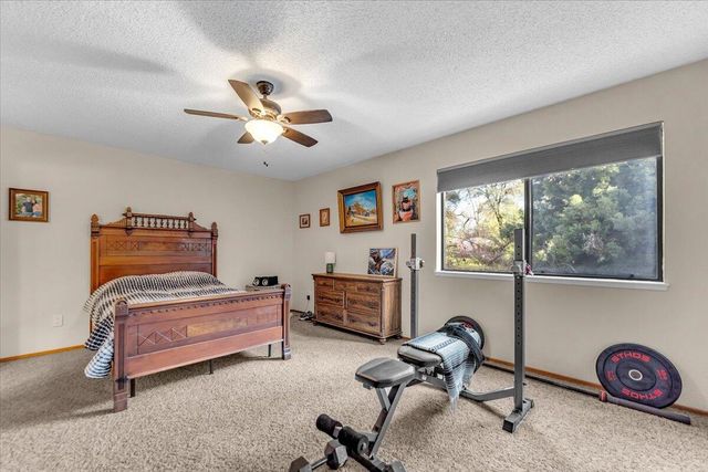 3087 Northwoods Way, Redding, CA 96002