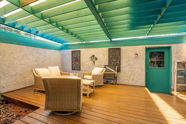 3087 Northwoods Way, Redding, CA 96002