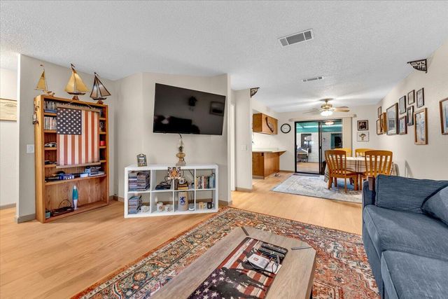 3087 Northwoods Way, Redding, CA 96002