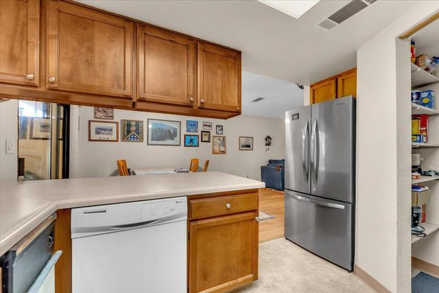 3087 Northwoods Way, Redding, CA 96002