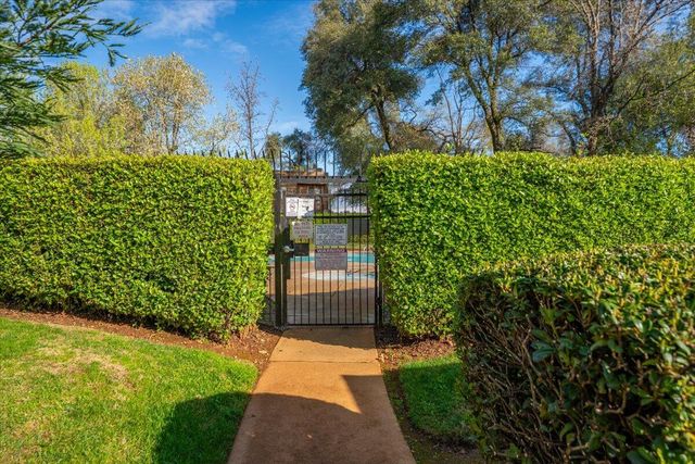 3087 Northwoods Way, Redding, CA 96002