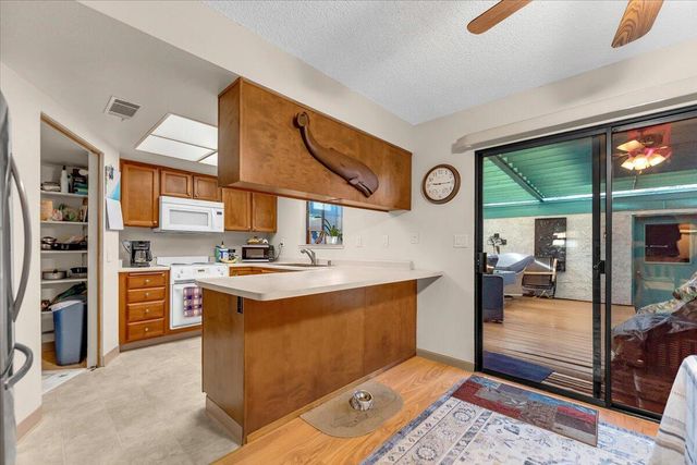 3087 Northwoods Way, Redding, CA 96002