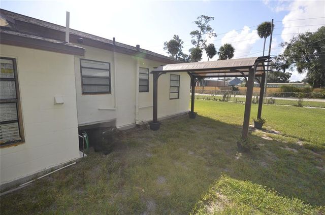 1100 DOUGHERTY STREET, New Smyrna Beach, FL 32168