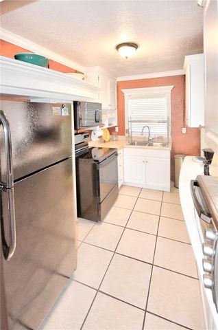 1100 DOUGHERTY STREET, New Smyrna Beach, FL 32168