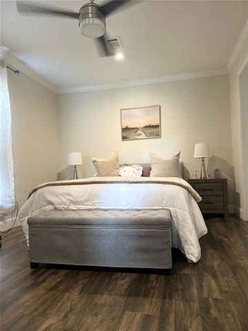 6867 NE 5TH STREET, Ocala, FL 34470