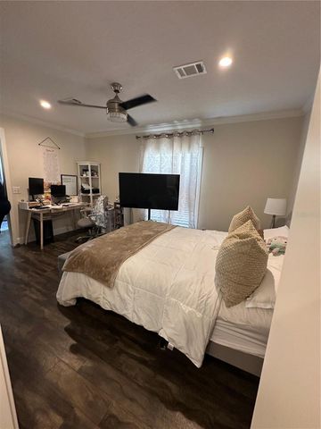 6867 NE 5TH STREET, Ocala, FL 34470