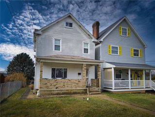 646 Liberty Ave, Carnegie, PA 15106