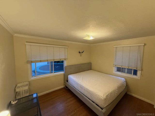 4548 Point Loma Ave, San Diego, CA 92107