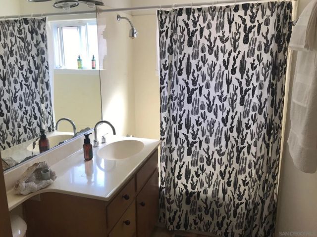 4548 Point Loma Ave, San Diego, CA 92107