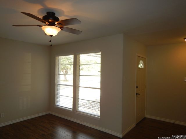 404 NELL DEANE BLVD, Schertz, TX 78154