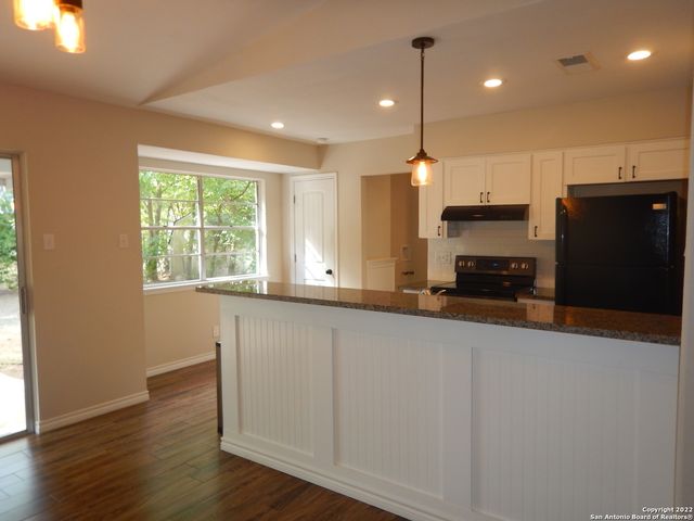 404 NELL DEANE BLVD, Schertz, TX 78154