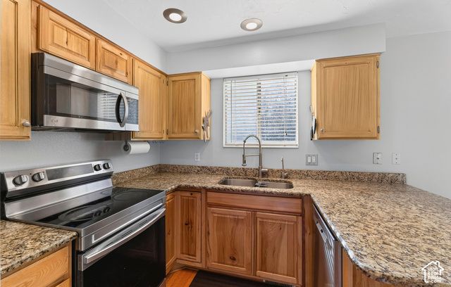5485 S 3320 W, Taylorsville, UT 84129