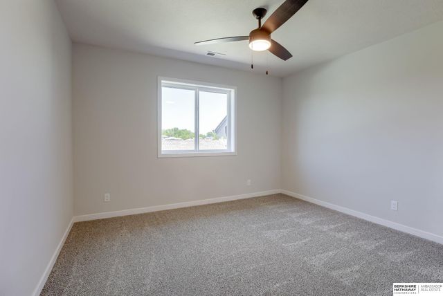 4302 Chennault Street, Bellevue, NE 68123
