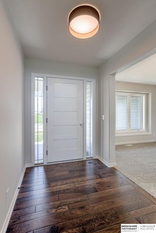 4302 Chennault Street, Bellevue, NE 68123