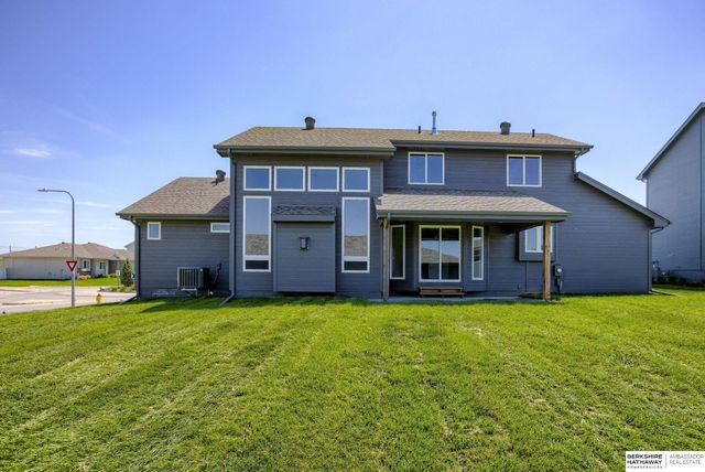 4302 Chennault Street, Bellevue, NE 68123