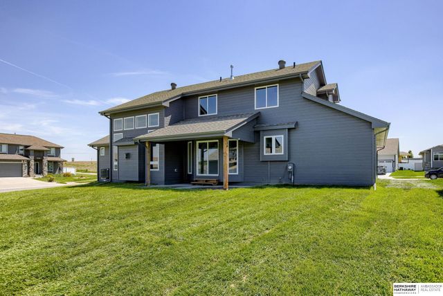 4302 Chennault Street, Bellevue, NE 68123