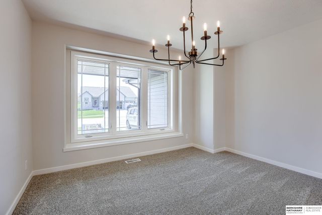 4302 Chennault Street, Bellevue, NE 68123