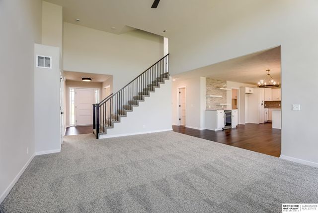 4302 Chennault Street, Bellevue, NE 68123