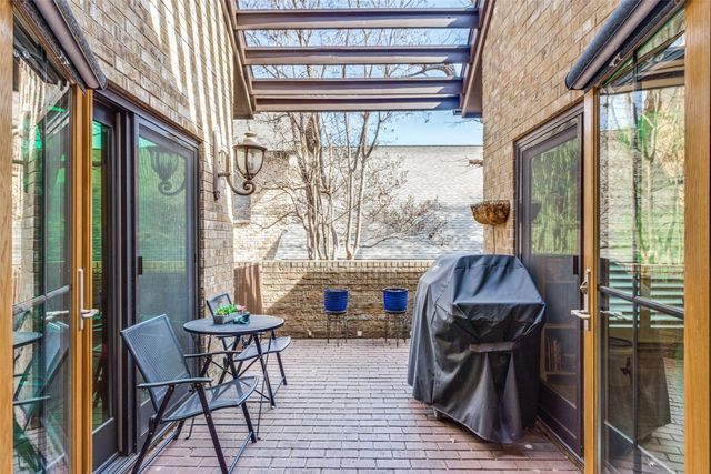 4225 Brook Tree Drive, Fort Worth, TX 76109