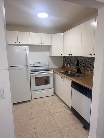 129 Mansfield D, Boca Raton, FL 33434