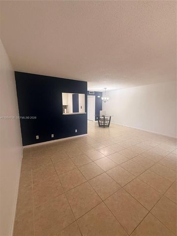 129 Mansfield D, Boca Raton, FL 33434