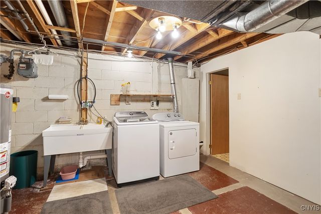 108 Haverhill Drive, Dewitt, NY 13214