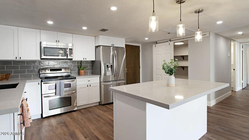7910 E CAMELBACK Road 110, Scottsdale, AZ 85251 — photo 2