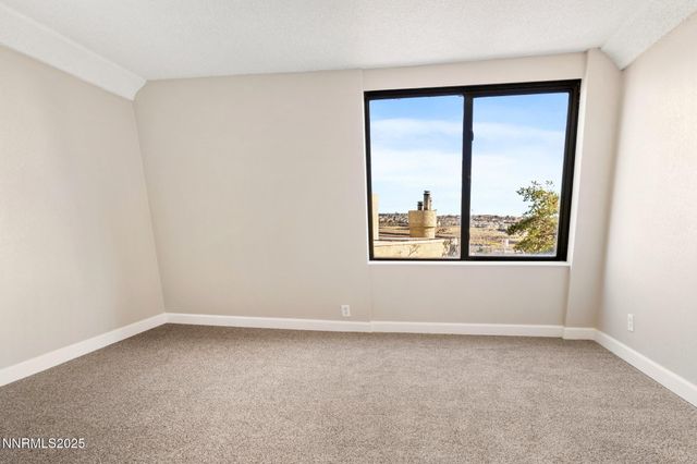 41 Vista Rafael Parkway, Reno, NV 89503