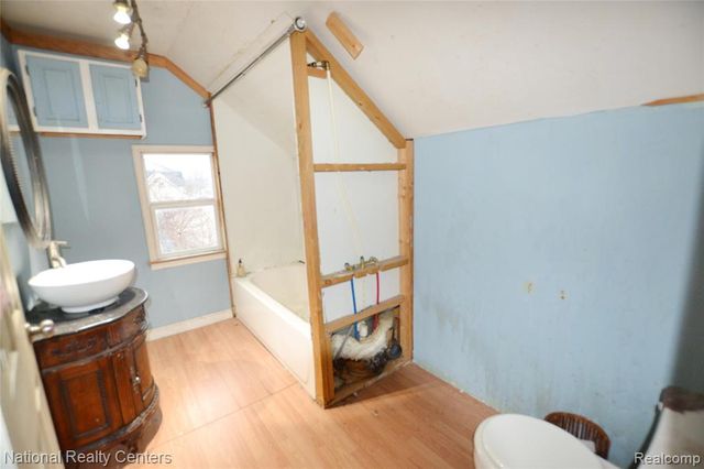 757 Orchard Street, Wyandotte, MI 48192