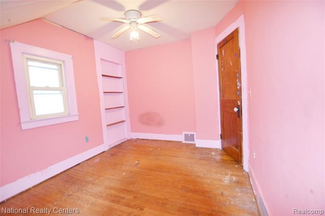 757 Orchard Street, Wyandotte, MI 48192