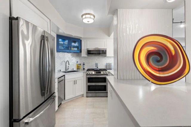 500 W Harbor Drive 1108, San Diego, CA 92101