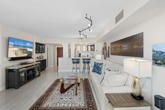 500 W Harbor Drive 1108, San Diego, CA 92101