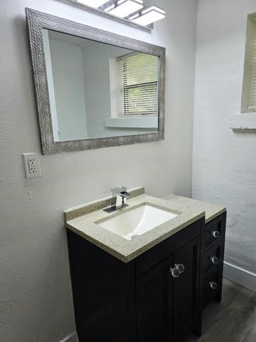 234 E LADY LAKE BOULEVARD, Lady Lake, FL 32159