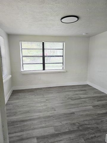 234 E LADY LAKE BOULEVARD, Lady Lake, FL 32159