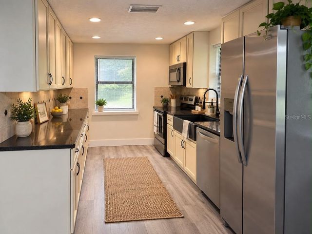 234 E LADY LAKE BOULEVARD, Lady Lake, FL 32159