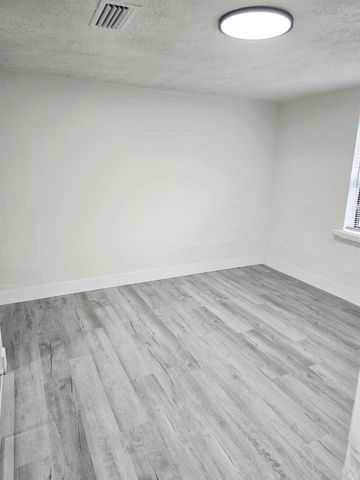 234 E LADY LAKE BOULEVARD, Lady Lake, FL 32159