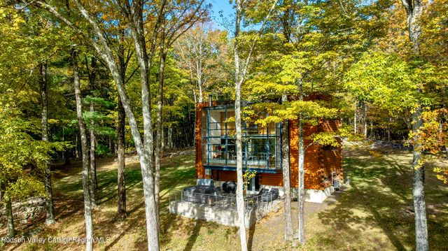 39 Hornbeck Lane, Accord, NY 12404