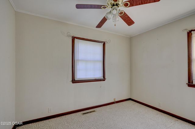 611 S Monroe Avenue, Joplin, MO 64801