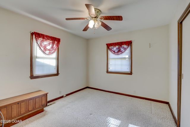 611 S Monroe Avenue, Joplin, MO 64801