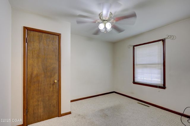 611 S Monroe Avenue, Joplin, MO 64801