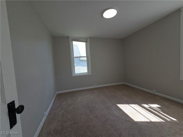 67 E Main Street, New Concord, OH 43762