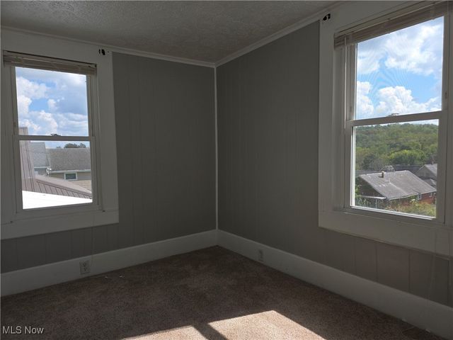 67 E Main Street, New Concord, OH 43762