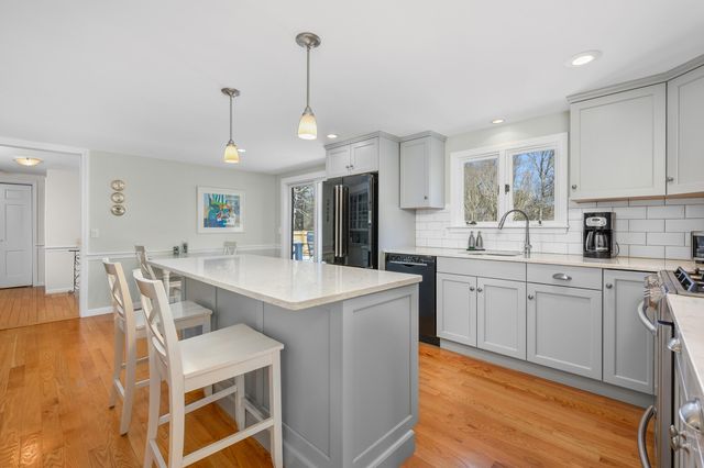 10 Park Lane, Brewster, MA 02631