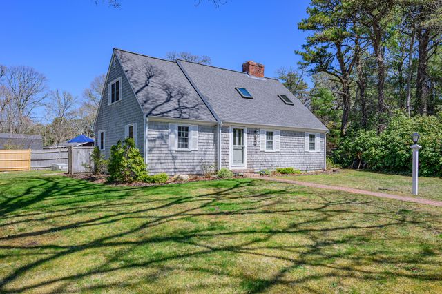10 Park Lane, Brewster, MA 02631