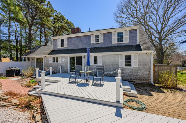 10 Park Lane, Brewster, MA 02631