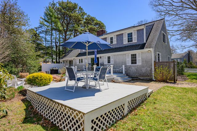10 Park Lane, Brewster, MA 02631