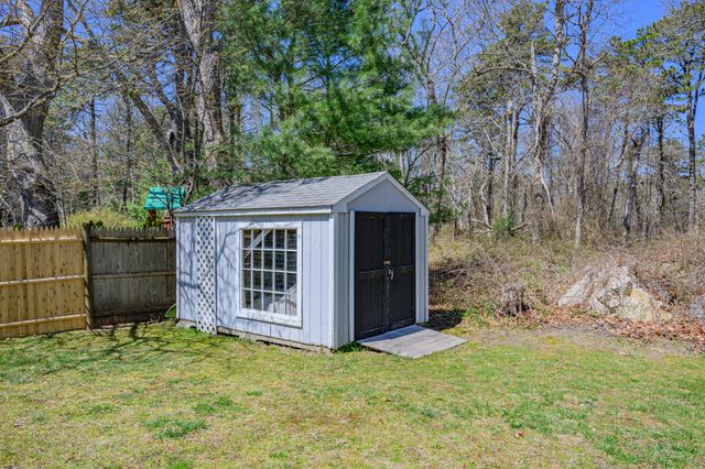 10 Park Lane, Brewster, MA 02631