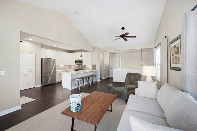 1138 Jordan Circle, Lake Zurich, IL 60047